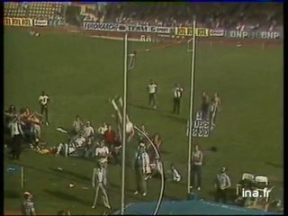 Athlétisme : Sergueï Bubka sauté les 6 m à La Perche