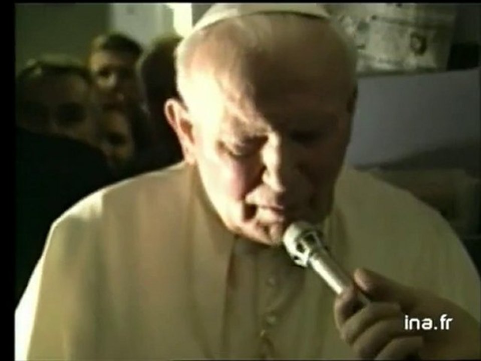 Fidel Castro reçoit Jean-Paul II à Cuba - Archive INA