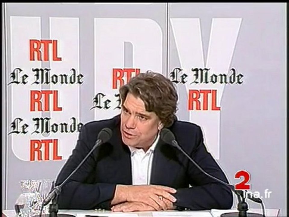 Bernard Tapie et le Crédit Lyonnais - Archive vidéo INA