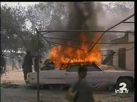 [Manifestations anti-américaines à Kaboul]