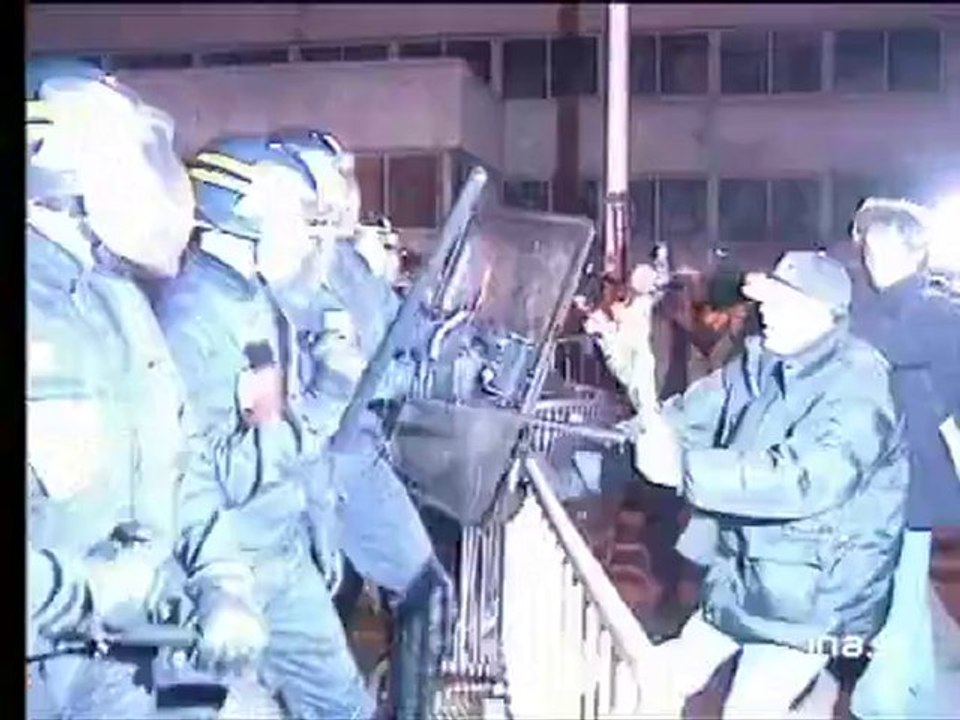 CHOMEURS OCCUPATION RUE D'ULM