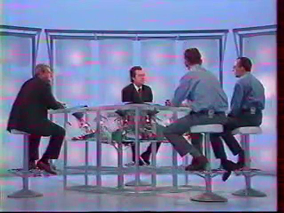 Extrait De l'emission Télé Dimanche Avril 1995 Canal+