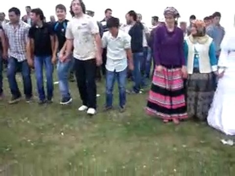 Günyüzü Üçtaş Yemişen Yaylasında Düğün