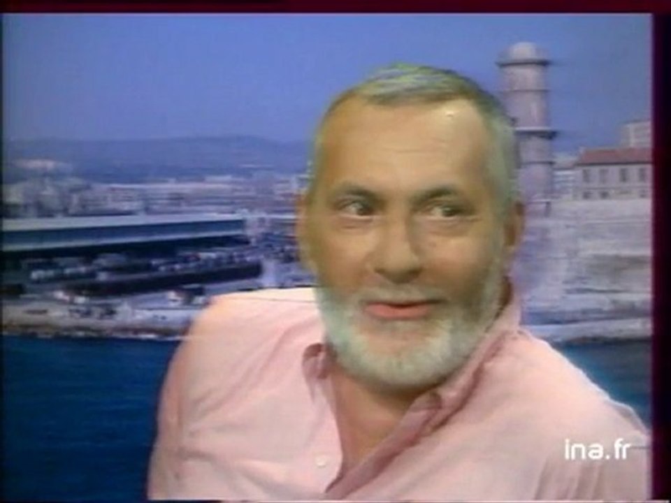 Michel SERRAULT à propos des dialogues de Michel Audiard - Archive vidéo INA