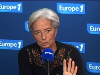 Lagarde: la grève coûte de 200 à 400 millions d'euros par jour