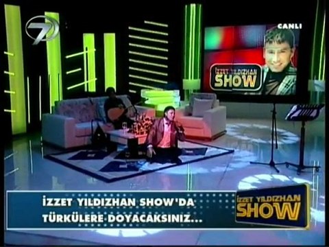 İzzet Yıldızhan - Mapushane / Türkülerle gömün beni