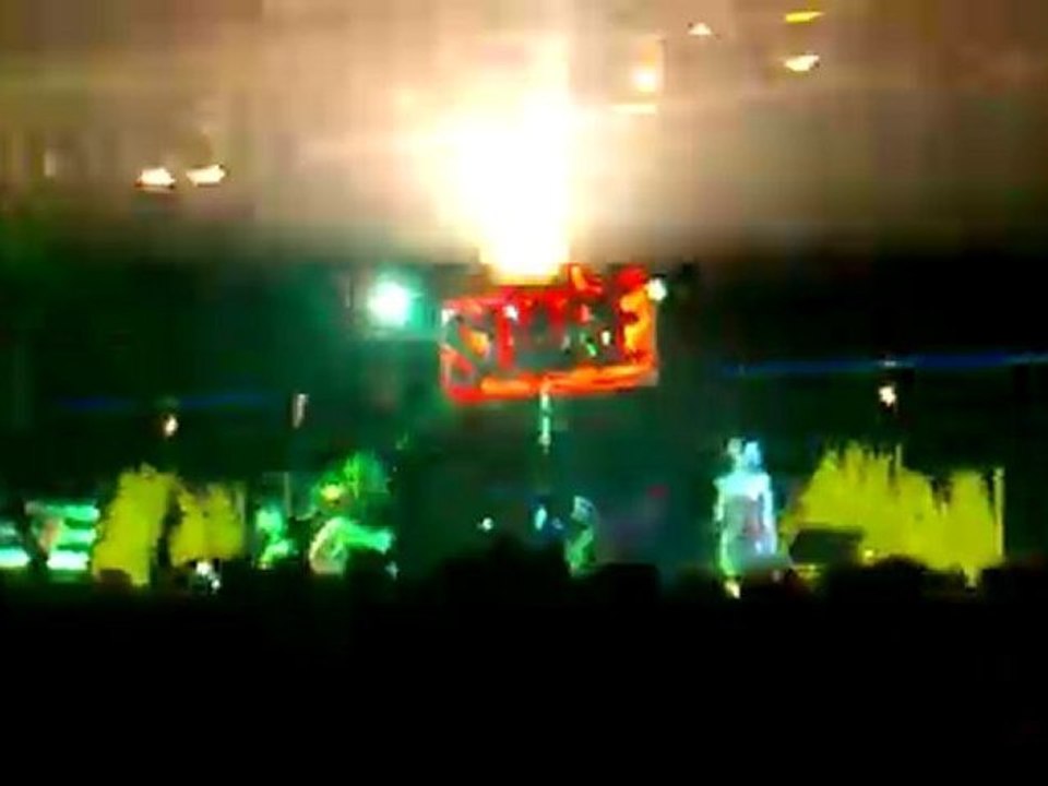 bursa suare demet akalın davul show