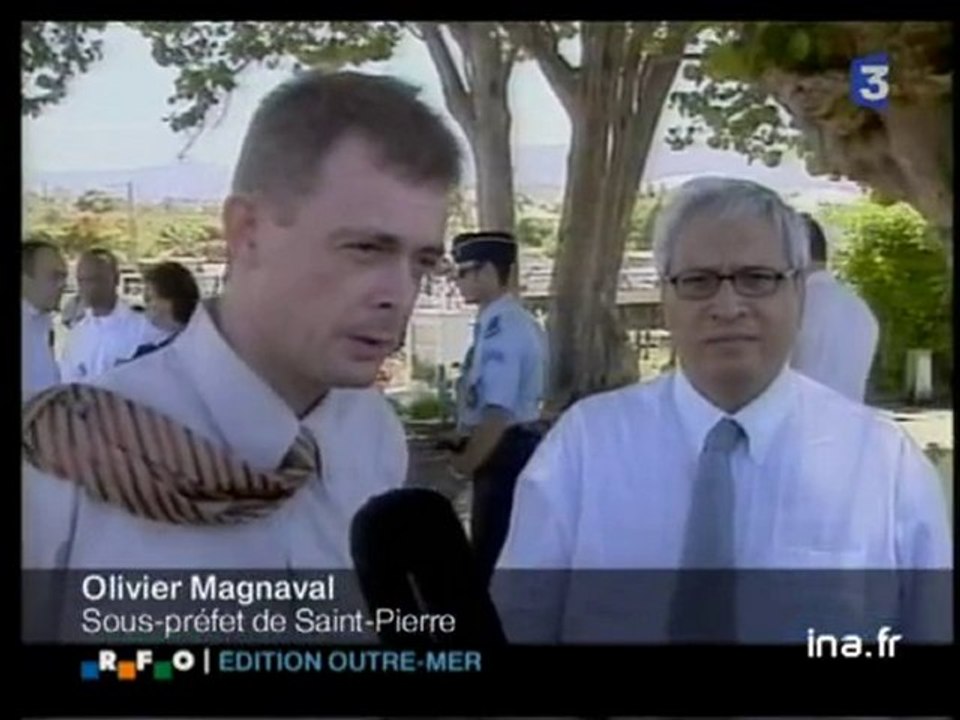 [Profanation du cimetière de Saint Pierre de la Réunion]