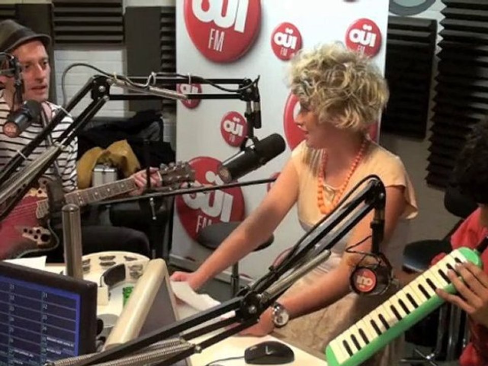 Lars And The Hands Of Light - Session Acoustique OÜI FM