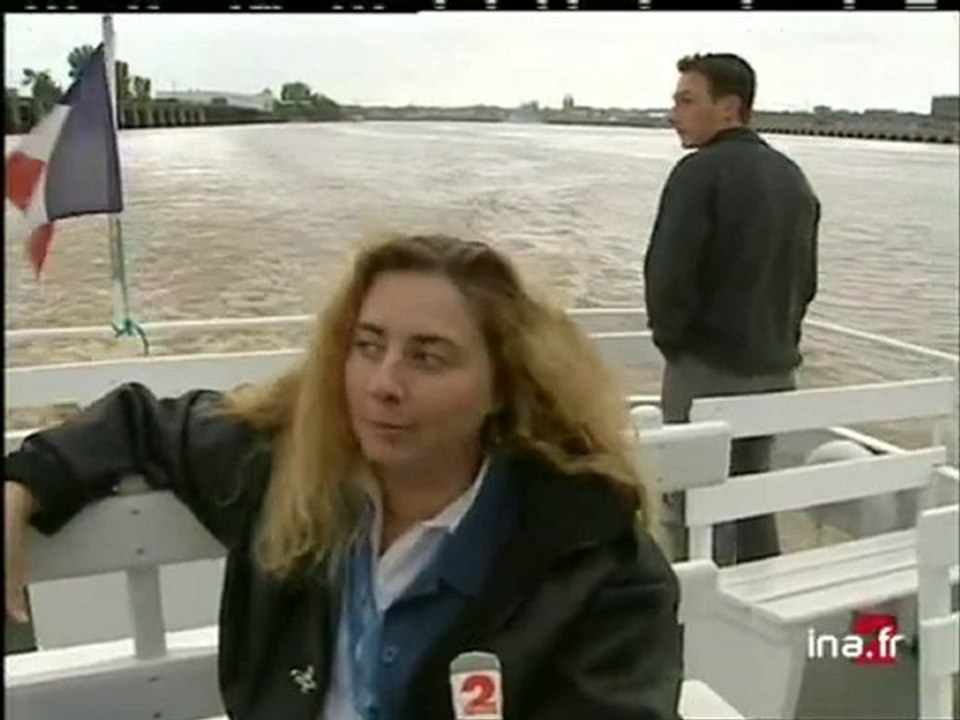 Bateaux bus à Bordeaux