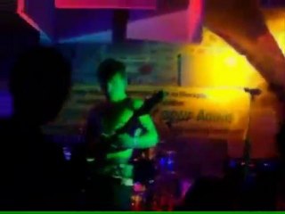 Dakota suicide en concert dans les caves