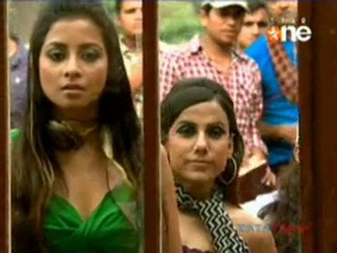 Pyaar Kil Ye Ek Kahaani - 25th October 2010 pt2