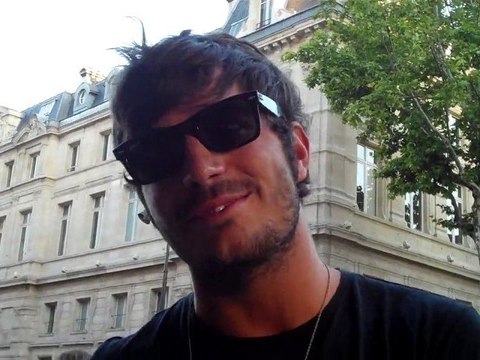 Martin Médus, voleur de téléphone