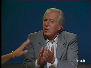 Plateau  Jean Daniel,  René De Laportalière sur la politisation des hebdomadaires