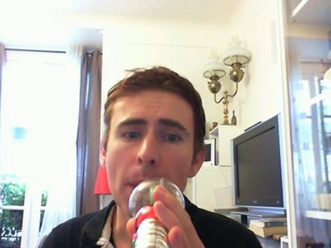 Wiwi égratigne petite musique terrienne