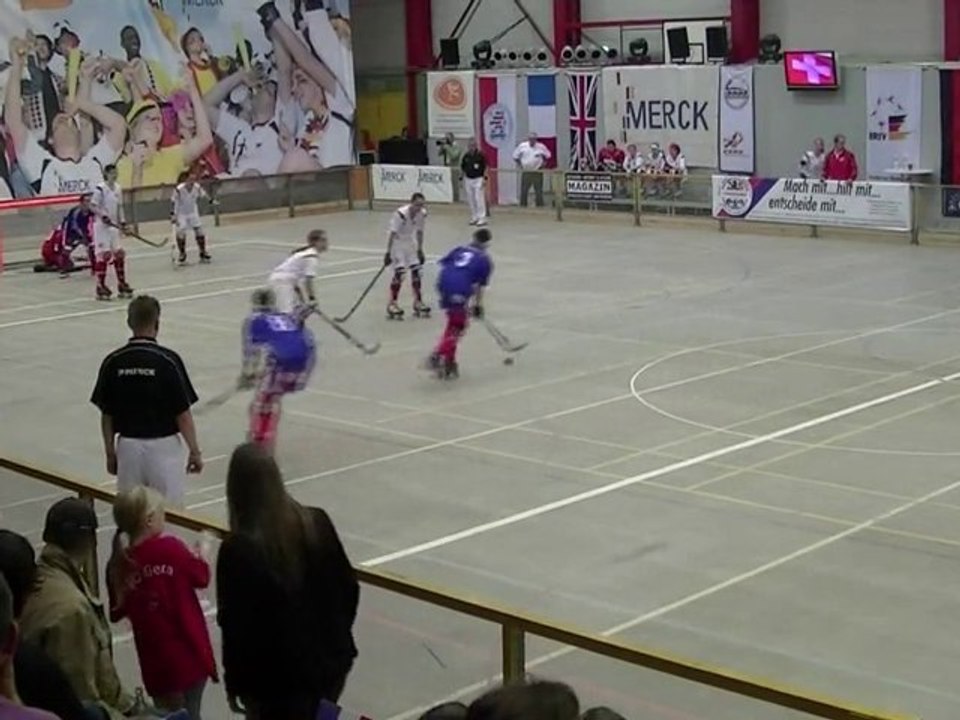 RINK HOCKEY - CHAMPIONNAT D'EUROPE FEMININ 2010 - U20 France / Suisse Part 2