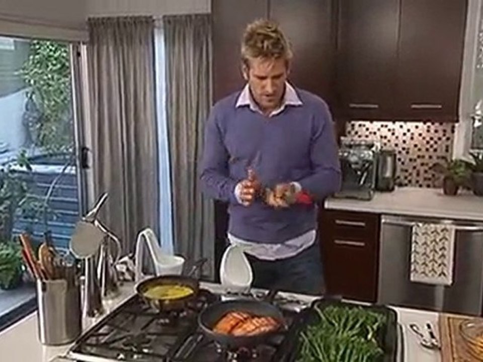 Cooking with Curtis Stone - Salmon with Grilled Broccolini