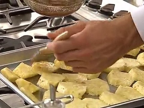 Cooking with Curtis Stone - Honey-Glazed Ham