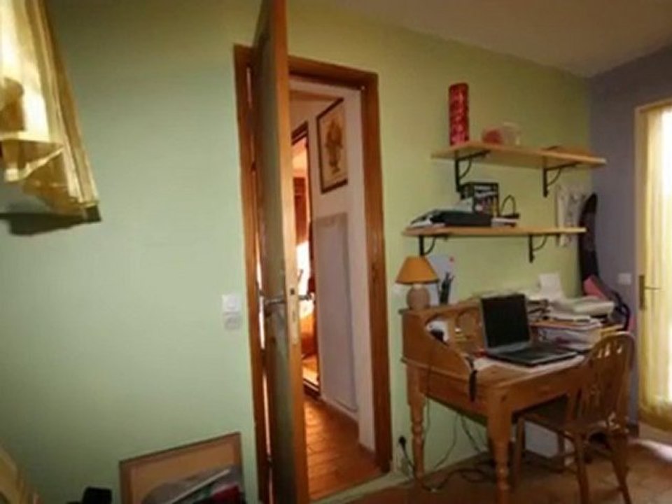 232.000 - Bel Appartement traversant de 43m² proche du Vieu
