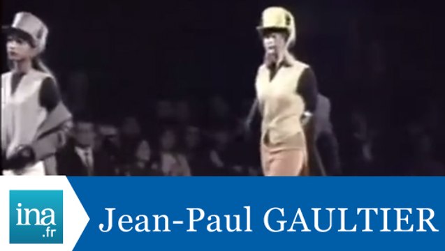 Jean-Paul Gaultier Prêt à porter Automne Hiver 1989-1990 - Archive INA