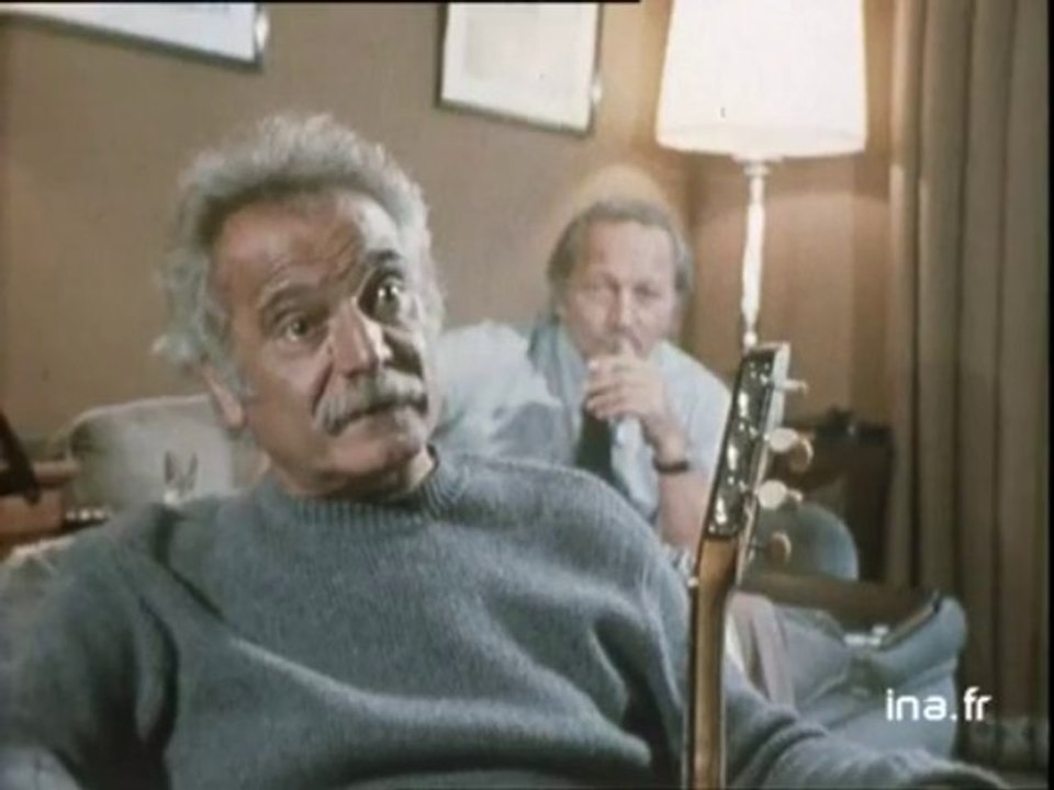 Georges Brassens chez lui avant Bobino - Archive INA