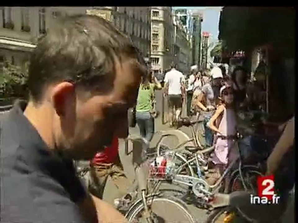 [Lancement de Vélib à Paris]