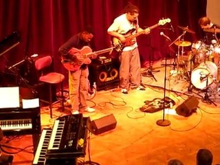 Kitoko en concert aux Samedis du Jazz à Orléans (titre 3)