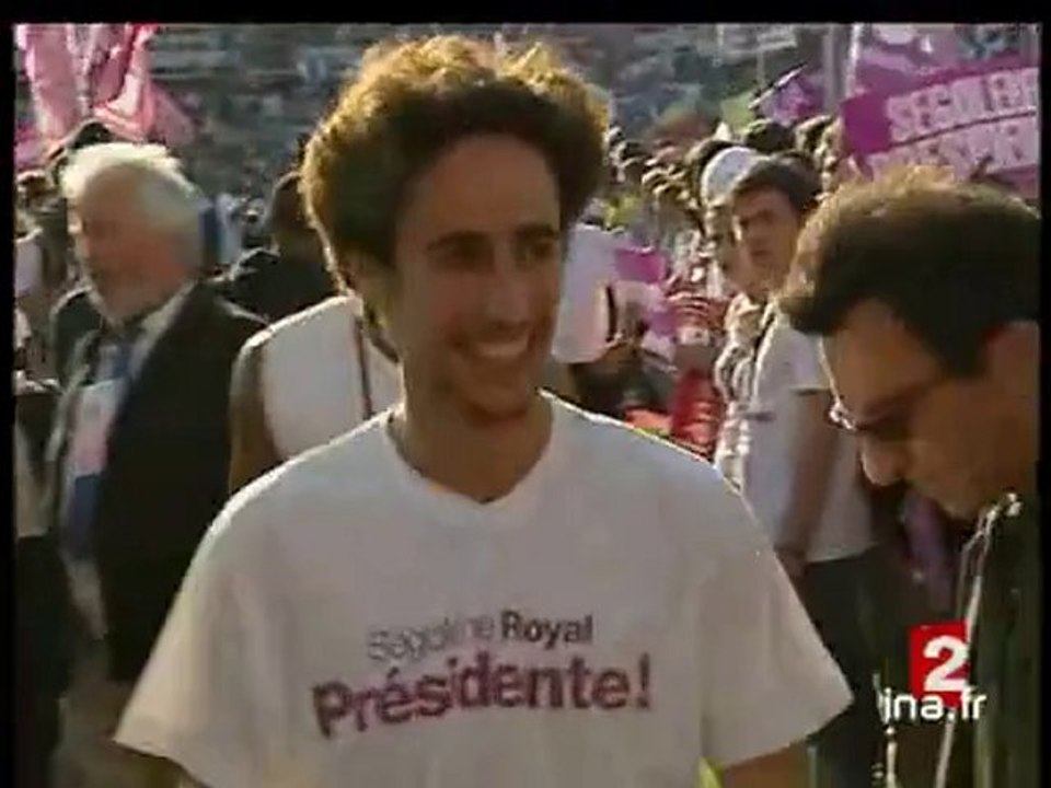 [Meeting de Ségolène Royal au stade Charléty]