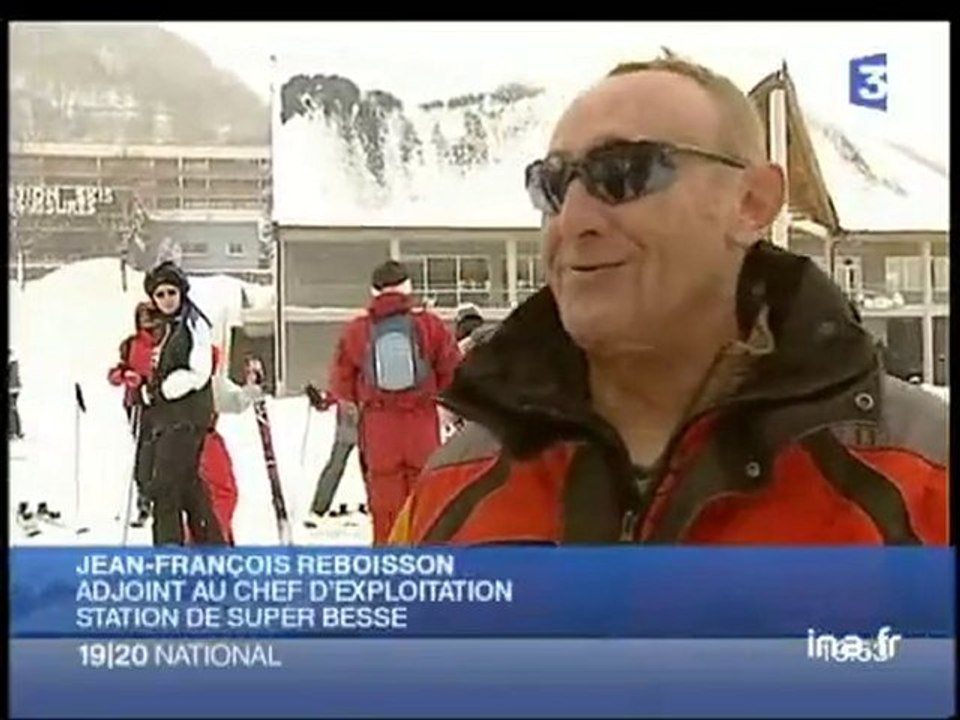 [Les joies de la neige à la station de Superbesse]
