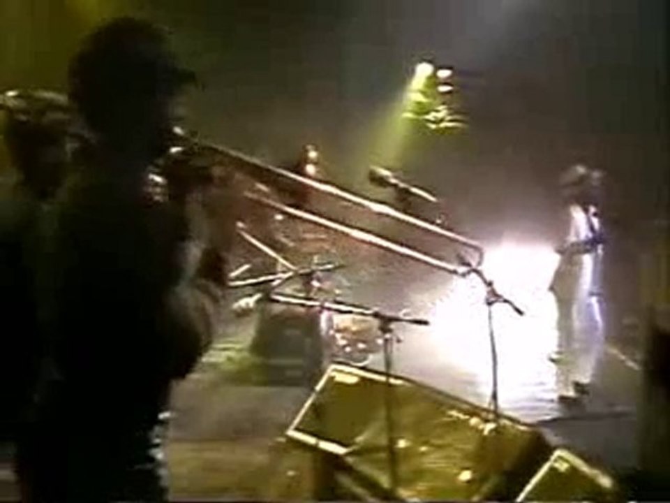 Gregory Isaacs Live