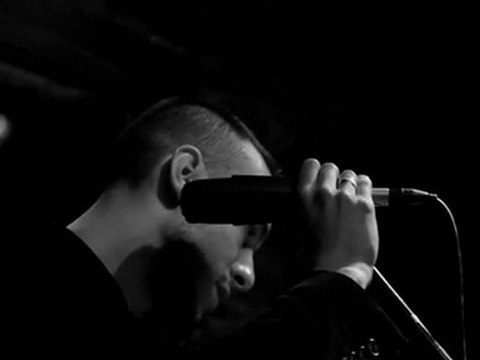 Cem Adrian - Aşk Bu Gece Şehri Terk Etti