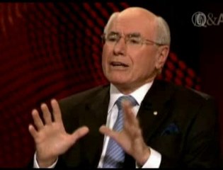 Shoe Thrown at Former Australian Prime Minister