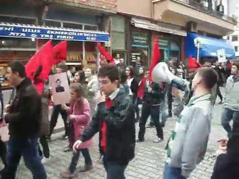 Pazar Gençlik Muhalefeti - Ampul Tayyip ..