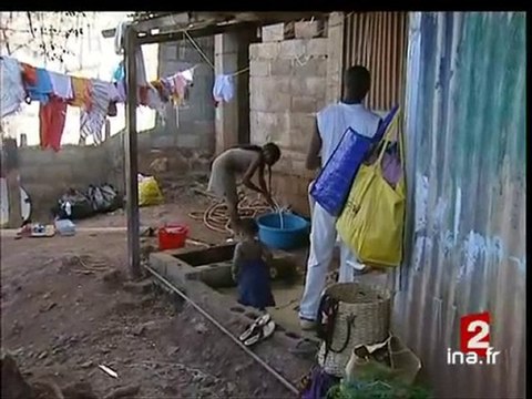 [L'immigration clandestine à Mayotte]