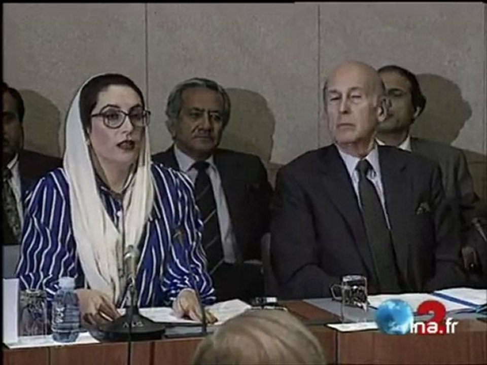 BENAZIR BHUTTO