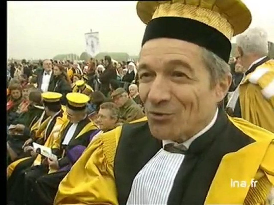 POLEMIQUE CLOVIS