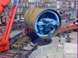 Bordeaux, mise en place d'un tunnelier sur le chantier d'assainissement de la ville