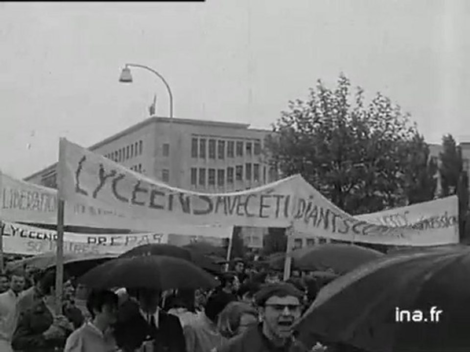 Manifestation des étudiants et lycéens à Dijon