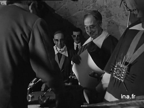 Marcel ACHARD intronisé par la confrérie de l'ordre du clou