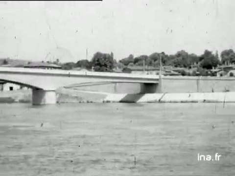 Kermesse du journal La vie des métiers : croisière fluviale, repas et jeux divers