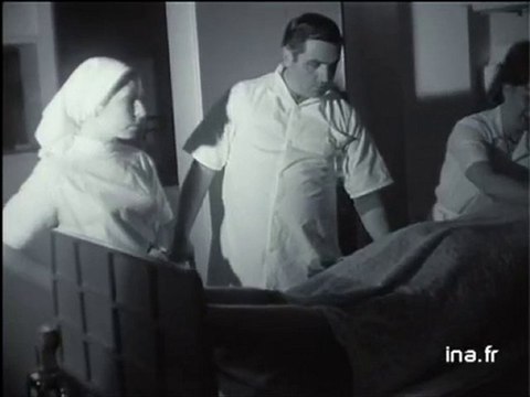 Reportage sur l'école d'infirmières de Guéret par Michel Denisot - Archive vidéo INA