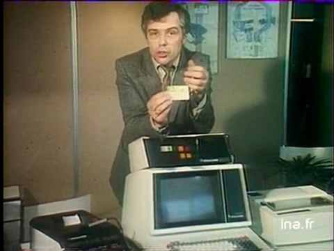 Michel Chevalet nous explique Les cartes de crédit électroniques - archive vidéo INA