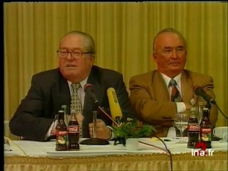 Jean-Marie Le Pen soutient un walfen SS à Munich - Archive INA