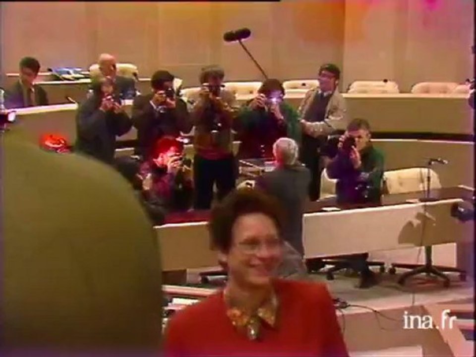 Jacques VALADE élu président du conseil régional d'Aquitaine