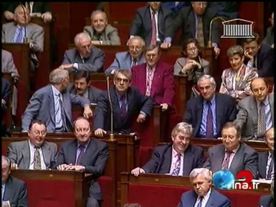 VEIL ASSEMBLEE