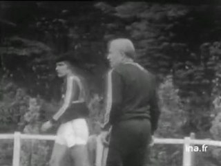 Football : présentation France-RDA