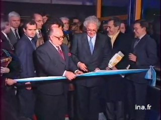 Inauguration et présentation du Palais des sports