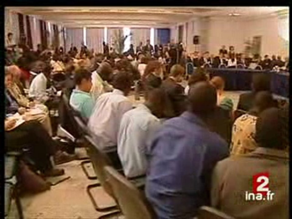 [Nicolas Sarkozy en visite au Sénégal]