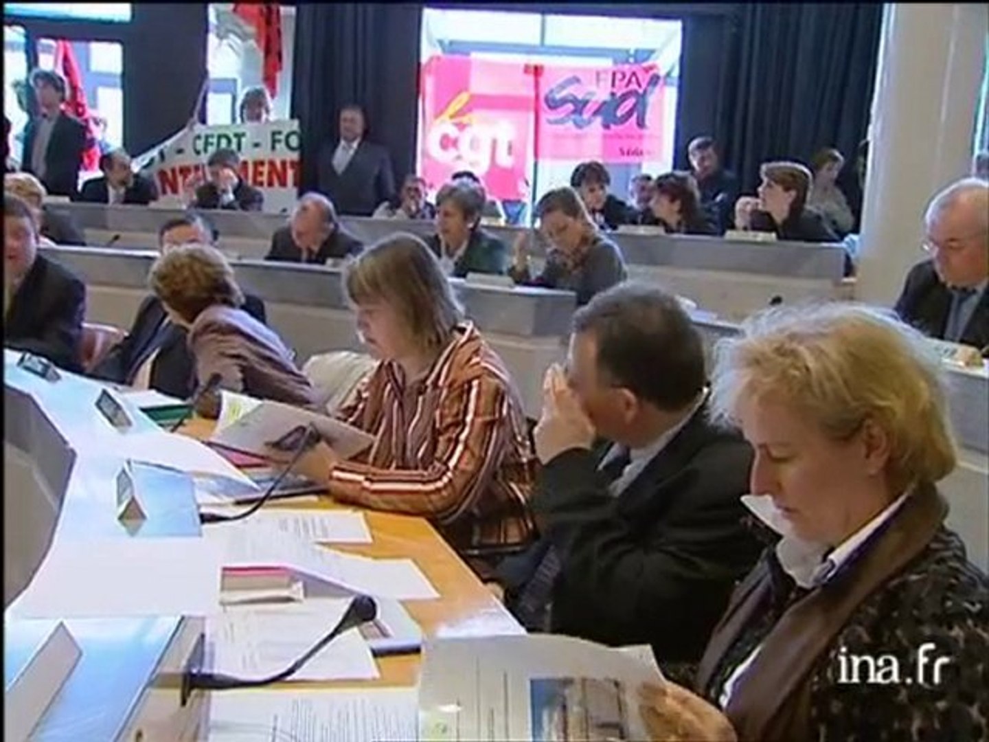 Compte-rendu de l'élection du socialiste Jean-Paul BACHY à la présidence du  Conseil Régional - Vidéo Dailymotion
