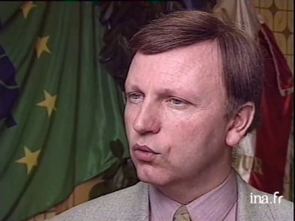 Antoine  WAECHTER à l'Isle Jourdain pour la campagne des élections régionales